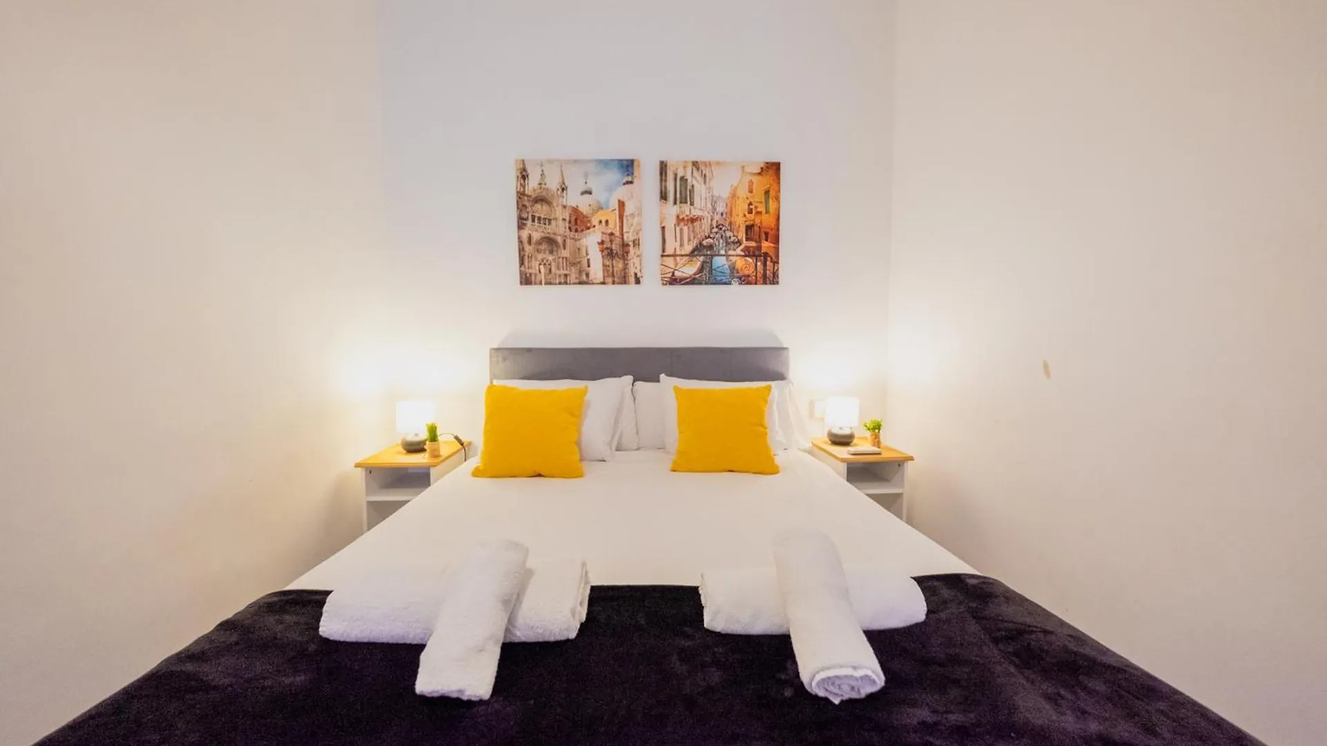 Rentbcn Paseo De Gracia Apartments Barcelona